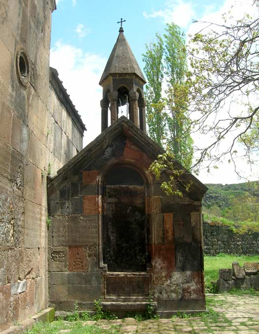 Bjni Surb Astvatsatsin Monastery